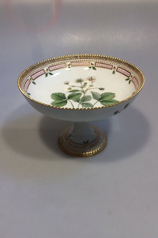 Royal Copenhagen Flora Danica Footed Bowl No 3588