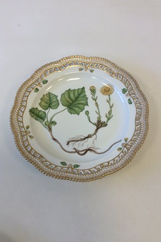 Royal Copenhagen Flora Danica Charger plate with pierced border No 20/3574