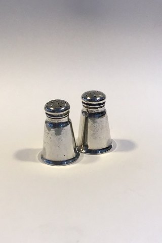 Watrous Mfg Co Sterling Silver Salt and Pepper Set