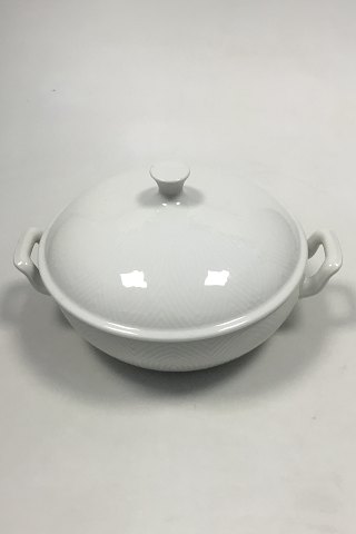 Royal Copenhagen Salto White Dinnerware Lidded Bowl