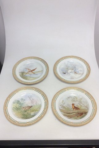 Set of 12 Royal Copenhagen Flora Danica Game Dinner Plate No 3549