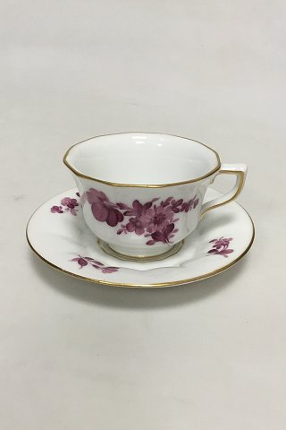 Royal Copenhagen Purpur Flower Angular with gold Mocca Cup 427 / 3562
