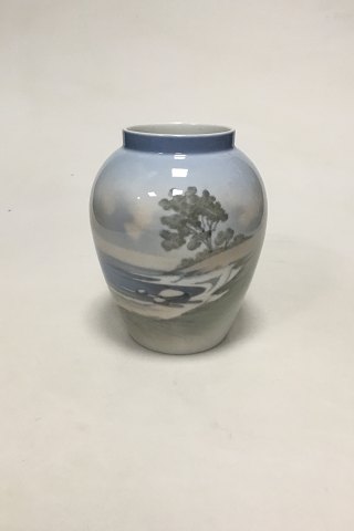 Lyngby Porcelain Vase No 74-3/85