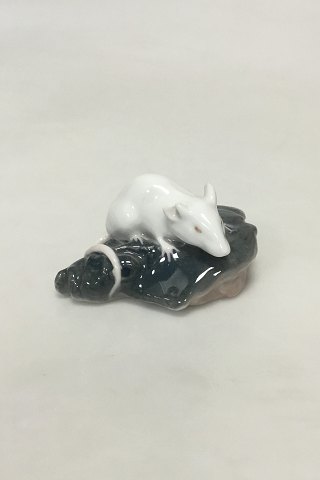Royal Copenhagen Figurine of white Mouse on the head of a Plaice