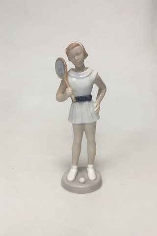 Bing & Grondahl figurine of Girl playing Tennis no 2364