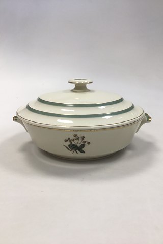 Royal Copenhagen Quaking Grass Round lidded bowl No 884/9575