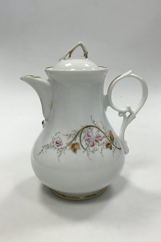 Bing & Grondahl White porcelain Coffee Pot with flowerdecoration and gold