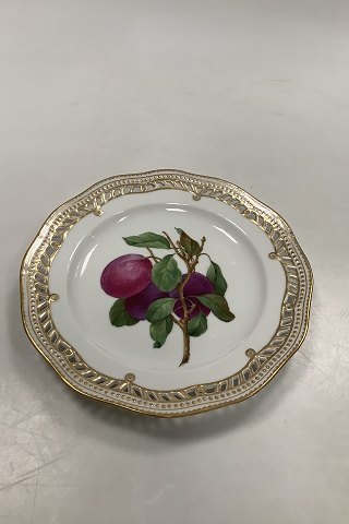 Royal Copenhagen Flora Danica Fruit Plate No 429/3584.