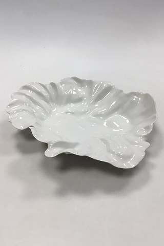 Royal Copenhagen Porcelain "Natura" Dish by Ole Kortzau No 5794