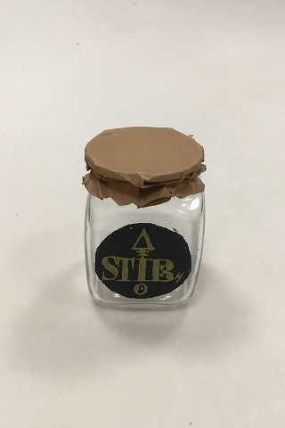 Holmegaard  Pharmacy Jar with  the text P NITRI P from 1992