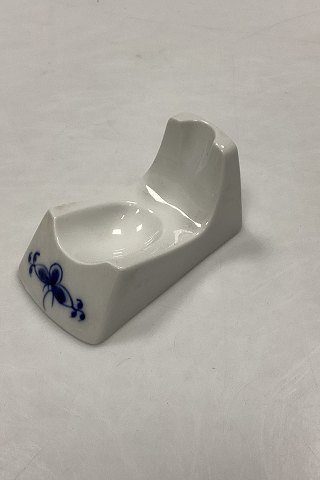 Royal Copenhagen Blue Fluted Pipe Rest No. 5077