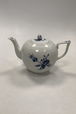 Royal Copenhagen Juliane Marie Tea Pot No 12036