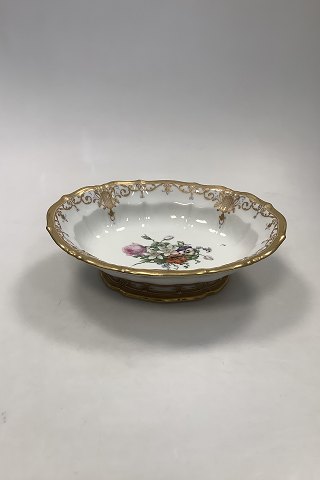 Bing and Grøndahl Rosenborg Oval Bowl