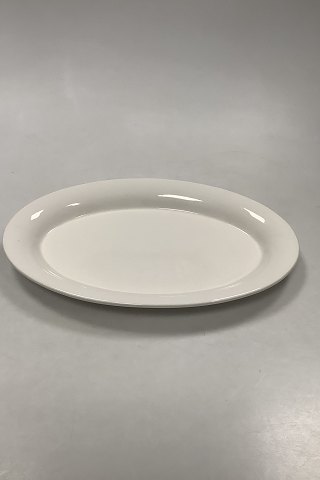 Royal Copenhagen Ursula Oval Plate in Hvid No 624