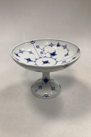 Bing and Grøndahl Blue Fluted Traditionel Pedestal Fruit Bowl No.64