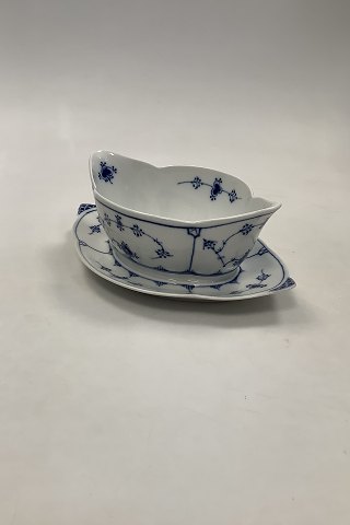 Royal Copenhagen Blue Fluted Plain Sauce Boat No. 263 / 204