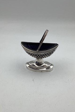 Antik Silver Salt Cellar with handle and incert