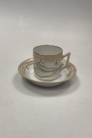 Royal Copenhagen Flora Danica Chocolate Cup No 20 / 3513