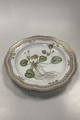 Royal Copenhagen Flora Danica Charger plate with pierced border No 20 / 3574