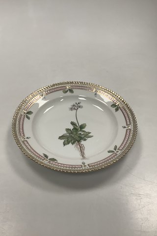 Royal Copenhagen Flora Danica Salad Plate No 20 / 3573