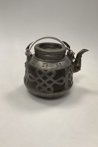 Chinese Oriental Tea Pot in Pewter, Clay and Bronze