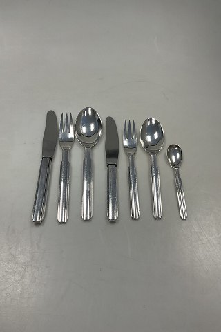 Hingelberg No. 7 Sterling Silver Flatware Set for 8 persons 61 pieces by Svend 
Weirauch