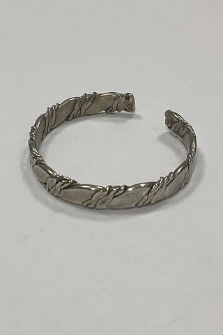 Modern open Armring in Sterling Silver