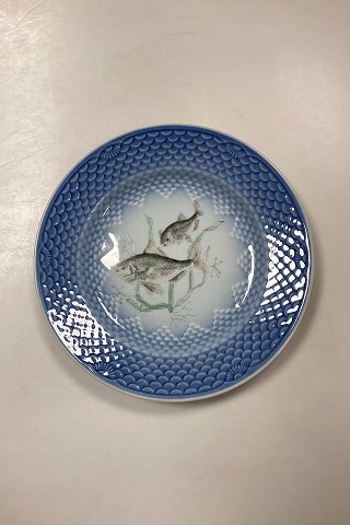 Bing and Grøndahl Blue Tone Fish Plate motif 12 Common Bream No. 716 - 
CHIPED/WORN