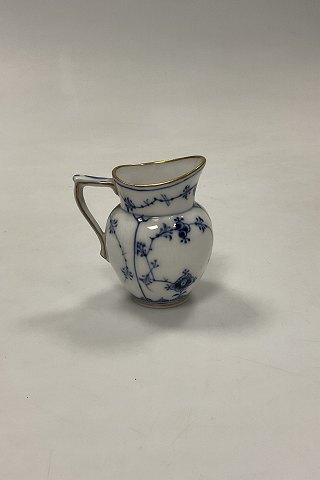 Royal Copenhagen Blue Fluted Plain with Gold Creamer No 59
