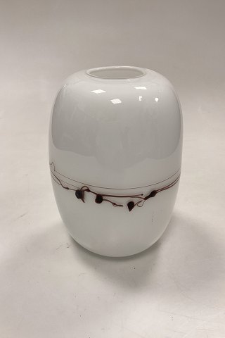Holmegaard Melody Vase white with burgundy pattern