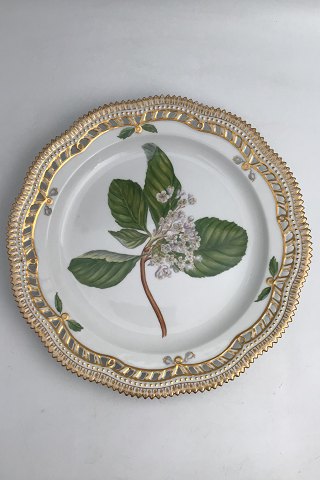 Royal Copenhagen Flora Danica Plate with pierced border No. 20/3526.