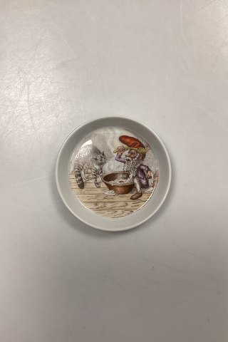 Royal Copenhagen Gnome Christmas Small Dish No. 3