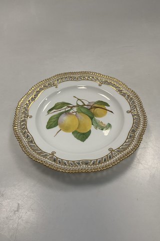 Royal Copenhagen Flora Danica Fruit Plate No. 429/3554.