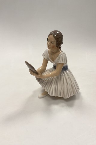Dahl Jensen Figurine Ballerina with Mirror No. 1224