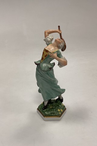 Bing and Grondahl Lady with racket No. 8031