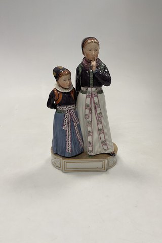 Royal Copenhagen overglaze figurine Pieter and Trein Dirch Jans´ Boy