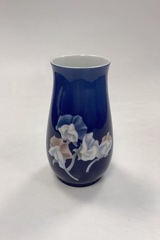 Bing and Grondahl Art nouveau Vase with Bindweed motif No. 8726/210