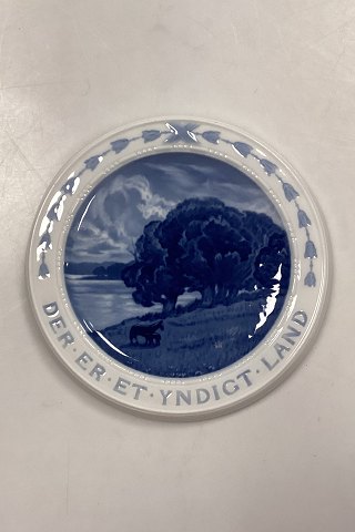 Bing and Grondahl Song Plate from the First World War - Der er et yndigt land