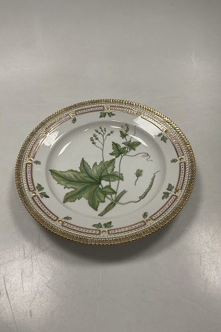 Royal Copenhagen Flora Danica Dinner Plate No 3549.