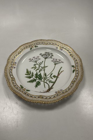Royal Copenhagen Flora Danica Pierced Serving Tray No 20/3527