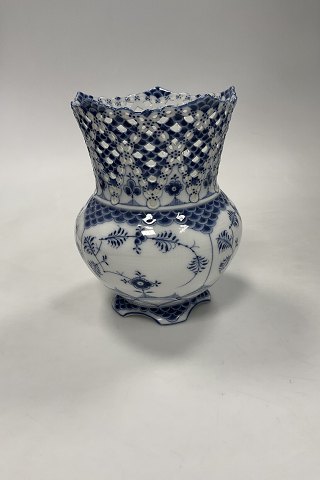 Royal Copenhagen Blue Fluted Full Lace No 1124