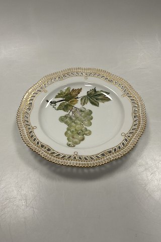 Royal Copenhagen Privat painted Flora Danica Fruit Plate No. 3554