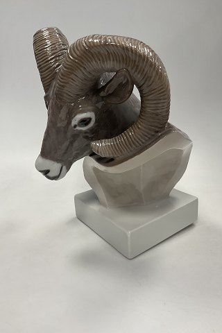 Bing and Grøndahl Rams Head and Base No. 2055