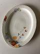 Royal Copenhagen No 93 Hvid Halvblonde m. Blomster og Guldkant Large Oval 
Serving Tray 47 cm