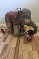 Steiff 125 Elephant on four wheels