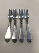 4 Danish Silver Cake Forks from 1932. Made as copies of Georg Jensen continental 
Flatware