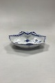 Royal Copenhagen Blue Fluted Half Lace Mussel-shaped Bowl No. 556