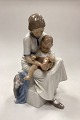 Bing and Grøndahl Figurine - Mother and Child with Cat No. 1829