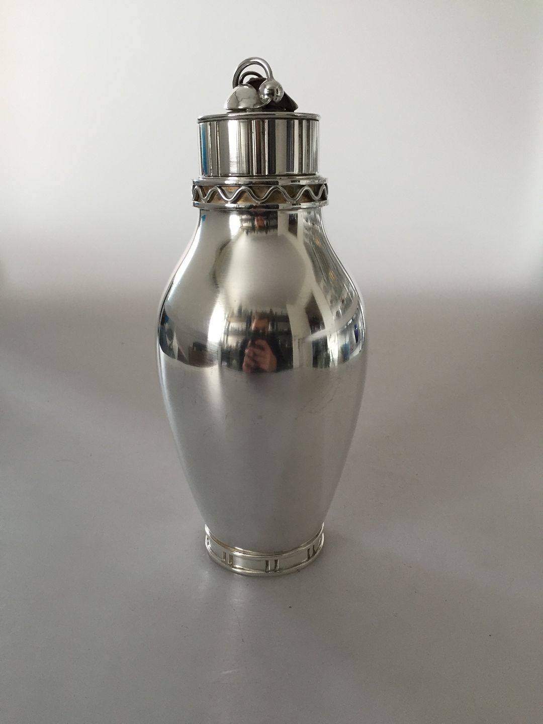 lever Jeg tror, ​​jeg er syg Human Danam Antik * Holger Rasmussen Sterling Silver Cocktail Shaker