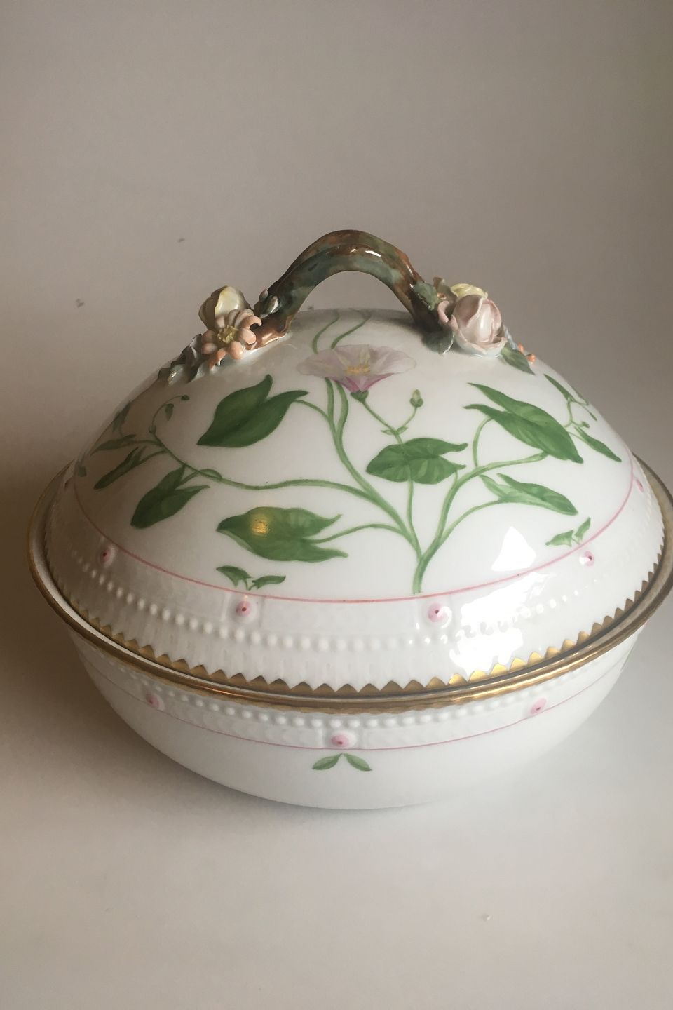 Flora Porcelain Soup Bowl with Lid